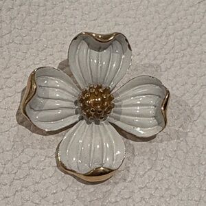 Vintage  Trifari White Enamel Dogwood Brooch w Gold Pedal underlay signed